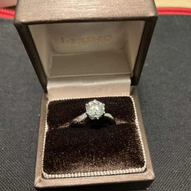【アイプリモ(I-PRIMO)の口コミ】 指輪の決め手としては、4社位のブライダルブランドを見ましたが、アイプリ…