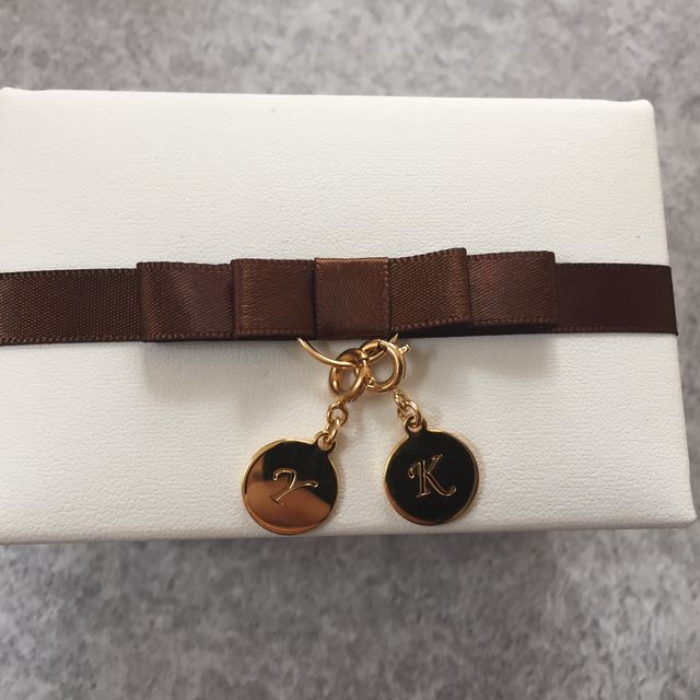 【アイプリモ(I-PRIMO)の口コミ】 プラチナで探してました。
シンプルだけど、シンプルすぎないデザインを探…