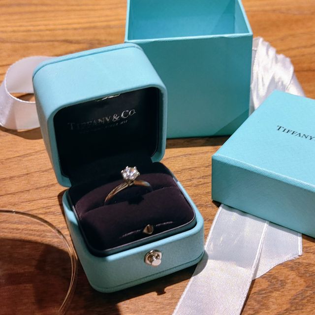 【ティファニー(Tiffany & Co.)の口コミ】 ダイヤモンド・プラチナリングの「ティファニーセッティング」です。私が…