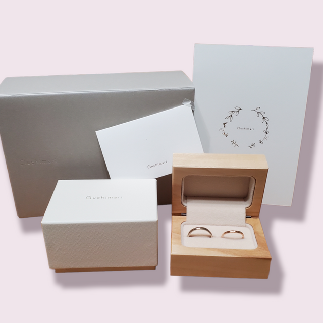 【uchimari(ウチマリ)の口コミ】 デザインは自分達で決めることが出来ます。私は手作り感残るぽこぽことし…