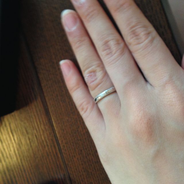 【エクセルコダイヤモンド(EXELCO DIAMOND)の口コミ】 式場を決める前からいろいろなパンフをもらって、指輪にいろいろ悩んでい…