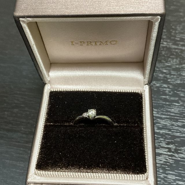 【アイプリモ(I-PRIMO)の口コミ】 通常のダイヤモンドだけでなく、カラーのダイヤモンドもついた指輪を探し…