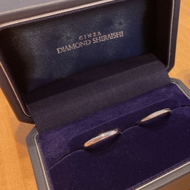 【銀座ダイヤモンドシライシの口コミ】 シンプルなストレートタイプで、少しダイヤが入っているものを探していま…