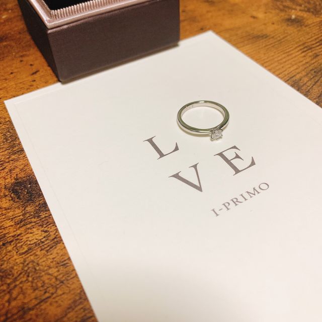 【アイプリモ(I-PRIMO)の口コミ】 プロポーズされてから、後日婚約者と一緒にお店へ行き、2人で決めました。…