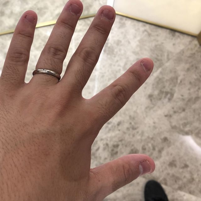 【ショーメ(CHAUMET)の口コミ】 エターナル　ドゥ　ショーメの男性用です。シンプルながら内側に1石ダイヤ…