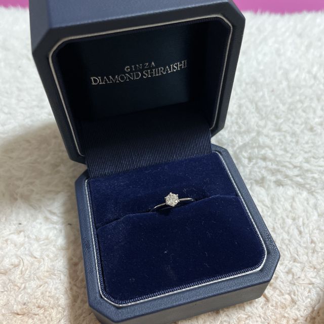 【銀座ダイヤモンドシライシの口コミ】 日本のブランドがよく何店舗か見ていた中で シンプルかつダイヤモンドの質…