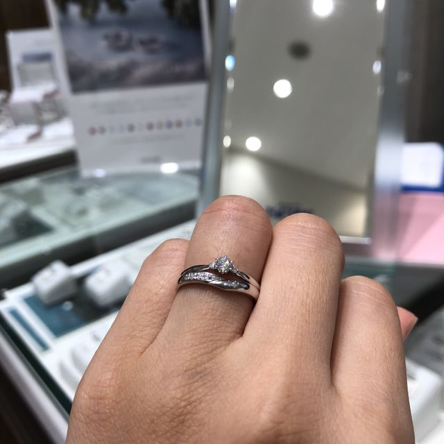 【宝寿堂(ほうじゅどう)の口コミ】 デザイン豊富で、気にいるのが見つかるまで全部試着させていただきました…