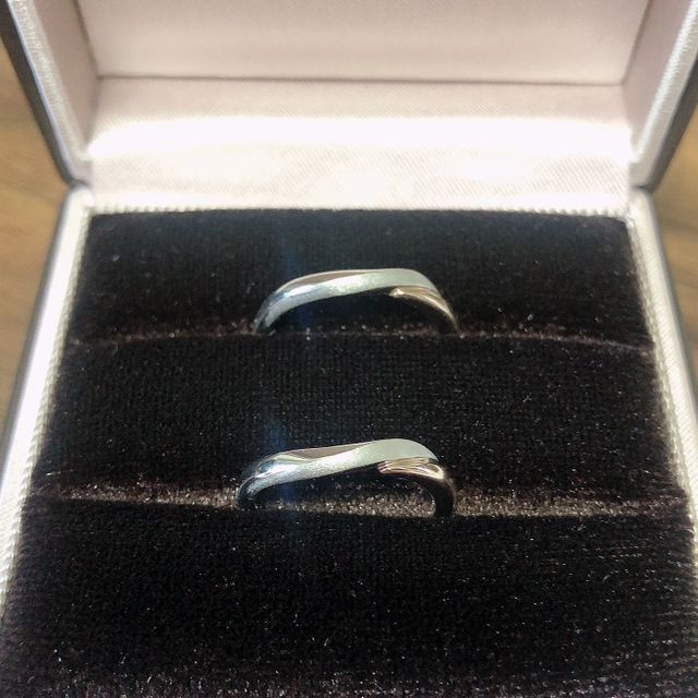 【アイプリモ(I-PRIMO)の口コミ】 アイプリモ独自カラーのペールブラウンゴールドがとても上品な色で肌なじ…