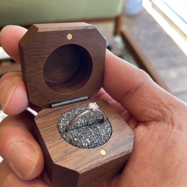 【鎌倉彫金工房の口コミ】 私自身昔から手作りの物が好きで婚約指輪、結婚指輪を作る時は自分達で作…