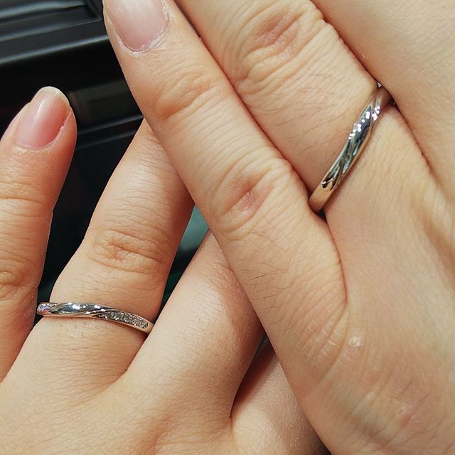 【エクセルコダイヤモンド(EXELCO DIAMOND)の口コミ】 カッターズブランドというだけあってダイヤモンドの輝きが他と違いました…