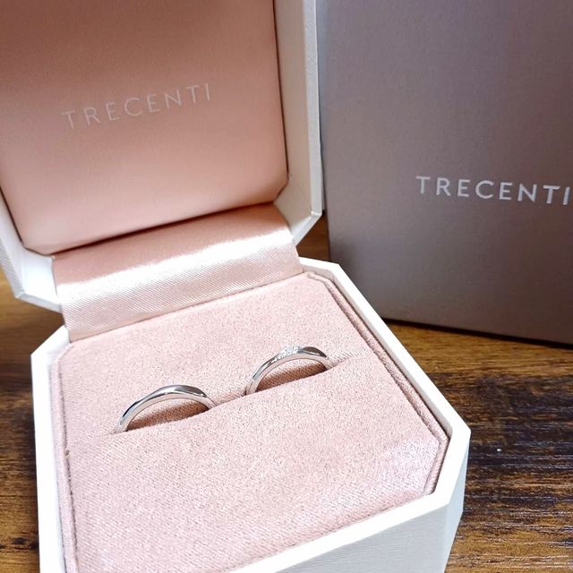 【TRECENTI(トレセンテ)の口コミ】 指輪のつけ心地がよく、普段指輪をつけていなかった新郎も違和感少ないよ…