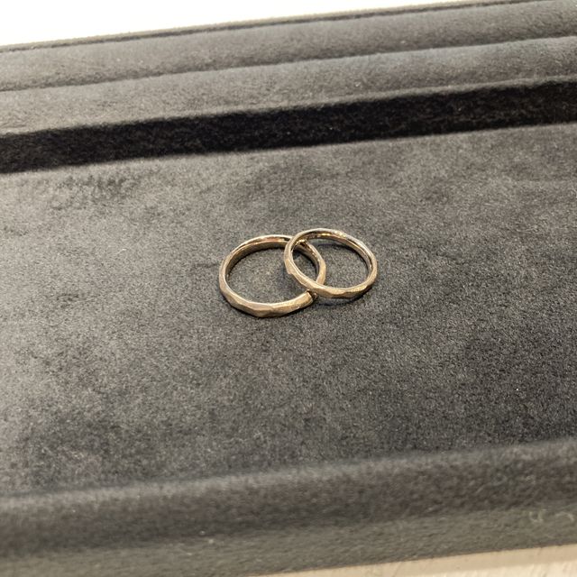 【BRILLIANCE+(ブリリアンスプラス)の口コミ】 サイトで指輪を見た時からデザインや色味が気になっており、実際にショー…