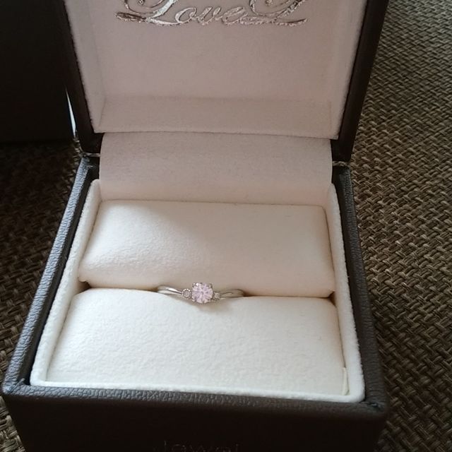 【The LoveL(ザ・ラヴェル)の口コミ】 まず、雑誌などで色々デザインを見て、どんなデザインがいいかを決めてい…