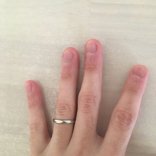 【アイプリモ(I-PRIMO)の口コミ】 結婚指輪のデザインはシンプルなデザインを探しており、その中でも二つで…