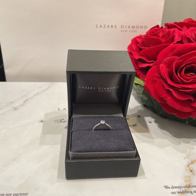 【ラザール ダイヤモンド(LAZARE DIAMOND)の口コミ】 毎日着用する結婚指輪を、ダイヤがたくさんついた派手なものにしたいと思…