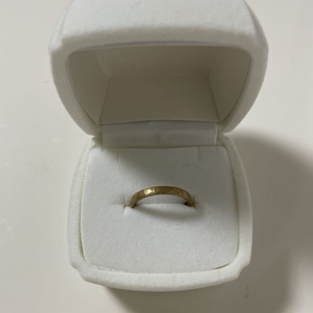 【CRAFY(クラフィ)の口コミ】 結婚指輪をブランドで選んで購入したので、婚約指輪は特にブランドにこだ…