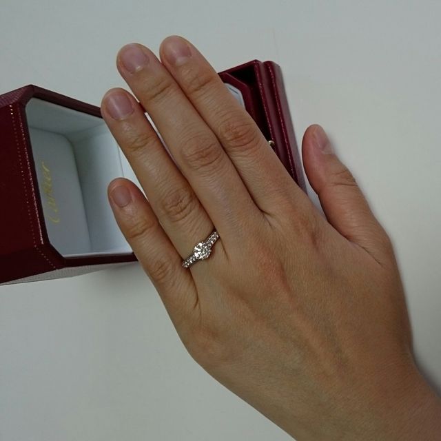 【カルティエ(Cartier)の口コミ】 上品で洗練されているデザインで、年齢を重ねても美しく輝き続けるリング…