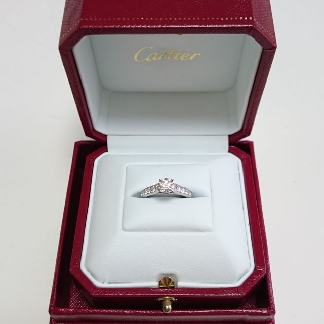 【カルティエ(Cartier)の口コミ】 上品で洗練されているデザインで、年齢を重ねても美しく輝き続けるリング…