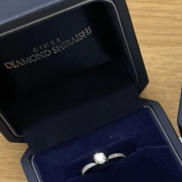 【銀座ダイヤモンドシライシの口コミ】 一生に一度のプレゼントであって数々のブランドや店舗を訪問しました。そ…