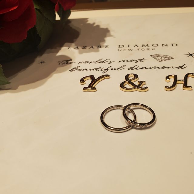 【ラザール ダイヤモンド(LAZARE DIAMOND)の口コミ】 婚約指輪との相性や、この先も長くつけることを踏まえて色々とアドバイス…