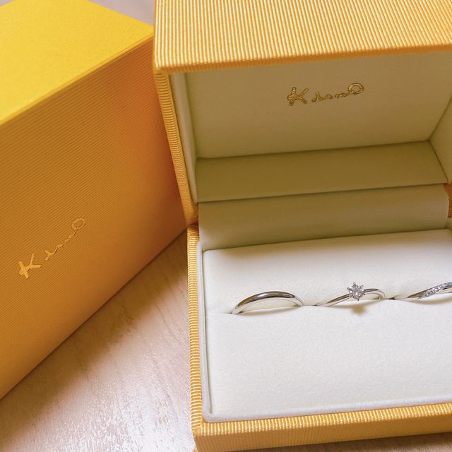【ケイウノ ブライダル(K.UNO BRIDAL)の口コミ】 婚約指輪はダイヤモンドがひとつでシンプルなデザインを選び、結婚指輪に…