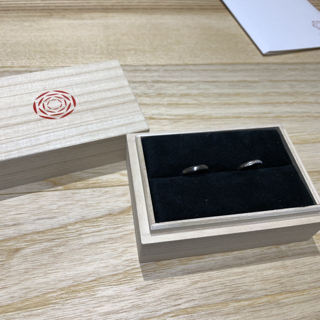 【出雲結(いずもゆい)の口コミ】 広告などで見かける指輪は、シンプルで可愛いものが定番ですが、ある意味…