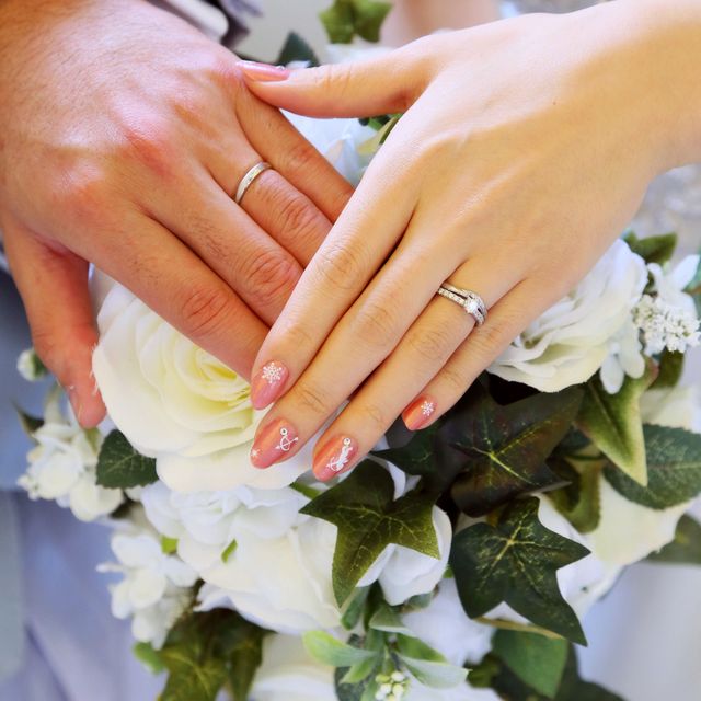 【エクセルコダイヤモンド(EXELCO DIAMOND)の口コミ】 デザインはハーフエタニティがいいと思っていたので、ブランドで大きくか…