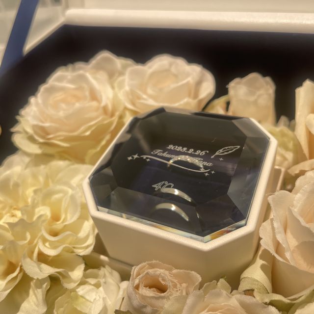 【4℃ BRIDAL(ヨンドシーブライダル)の口コミ】 検討したいデザインの豊富さ、指輪のキラキラしたデザイン、相手の方との…