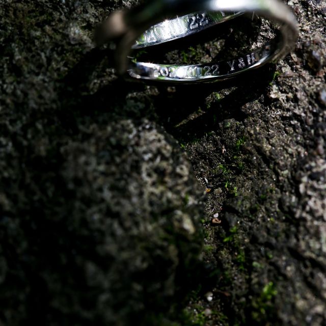 【カルティエ(Cartier)の口コミ】 ・職場や日常でも馴染むよう、ダイヤは入れないシンプルなデザインを探し…