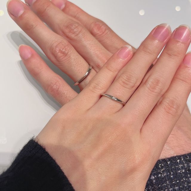 【HOSHI no SUNA 星の砂(ほしのすな)の口コミ】 デザインに一目惚れしました。結婚指輪はブランドではなくデザインと付け…