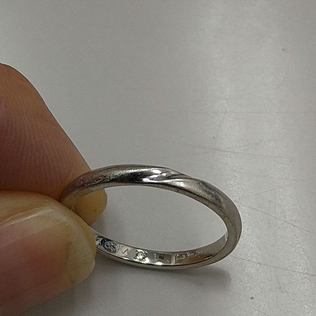 【CRAFY(クラフィ)の口コミ】 指輪の決め手は自分たちで作成できるところでした。色々なお店に指輪を見…