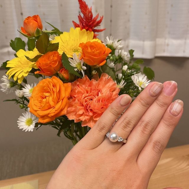 【MIKIMOTO(ミキモト)の口コミ】 彼女から事前に歴史あるブランドが良いと聞いておりましたので、2人でミキ…