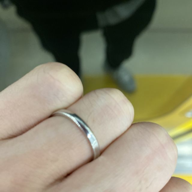 【4℃ BRIDAL(ヨンドシーブライダル)の口コミ】 デザイン面・・・シンプル過ぎず、派手すぎず、ちょうどいいものを探して…