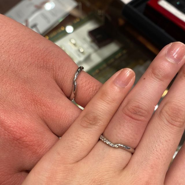 【ケイウノ ブライダル(K.UNO BRIDAL)の口コミ】 数あるお店の中で貴重な、双子ダイヤモンドを取り扱っており、指輪に入れ…