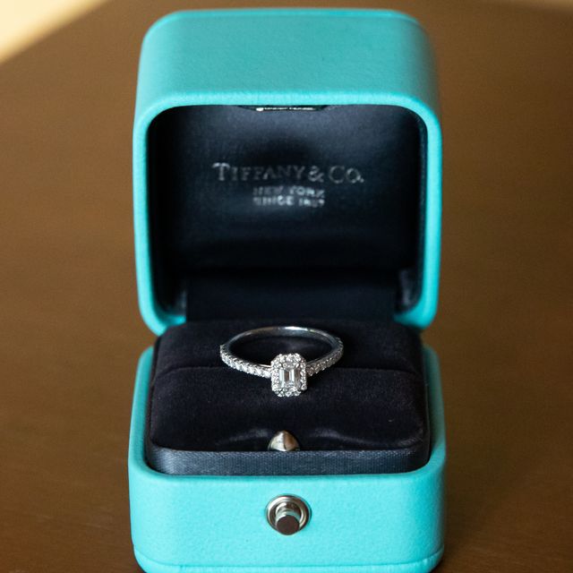 【ティファニー(Tiffany & Co.)の口コミ】 ティファニーは婚約指輪の王道で持っている友人も周りにたくさんいました…