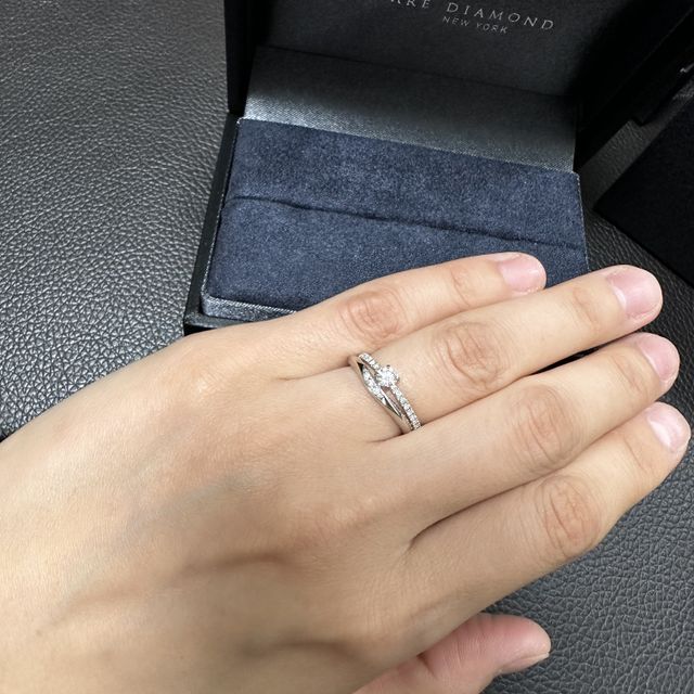 【ラザール ダイヤモンド(LAZARE DIAMOND)の口コミ】 指輪のデザインが幅広く、好みのリングが見つけられたこと！また、男性で…