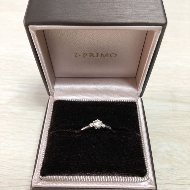 【アイプリモ(I-PRIMO)の口コミ】 自分の手や雰囲気、好みに1番合っている指輪を選びました。婚約指輪はなか…
