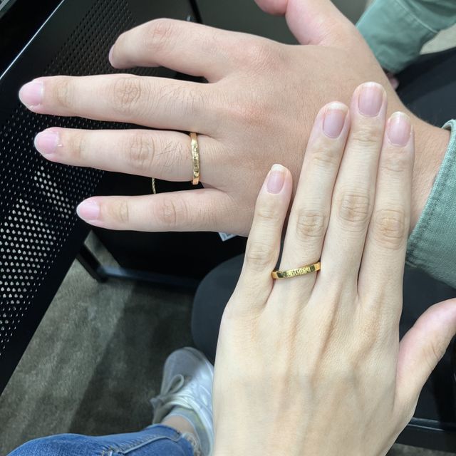 【DIYARTH(ディヤース)の口コミ】 ゴールドのお色がイエロー味が強く、でもいやらしい感じでは全くなく派手…