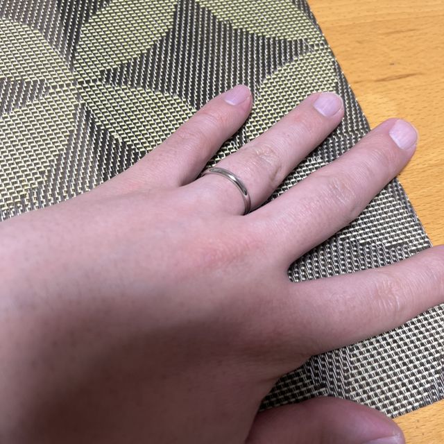 【4℃ BRIDAL(ヨンドシーブライダル)の口コミ】 4℃ブライダルの品質とデザインが気に入りました。プラチナの純度も高く、…