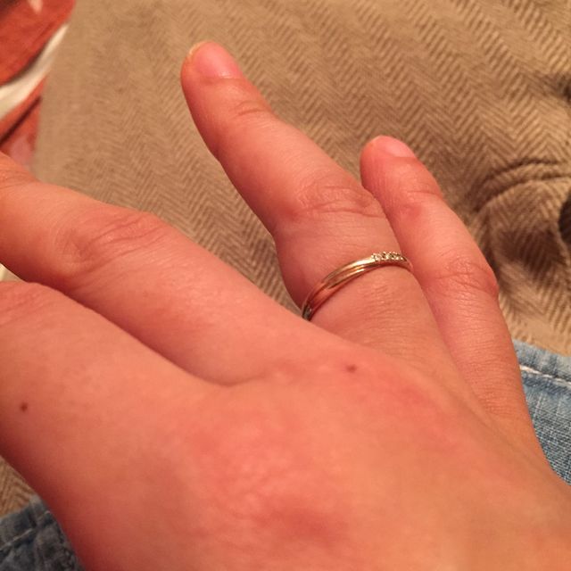 【STAR JEWELRY(スタージュエリー)の口コミ】 シンプルなもの、細めなもの、という基準でペアリングを探していたところ…