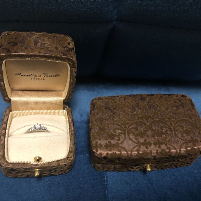 【アンジェリックフォセッテ(Angelique Fossette)の口コミ】 コスパと輝きです。普段からあまりアクセサリはしないので、あまり高い指…