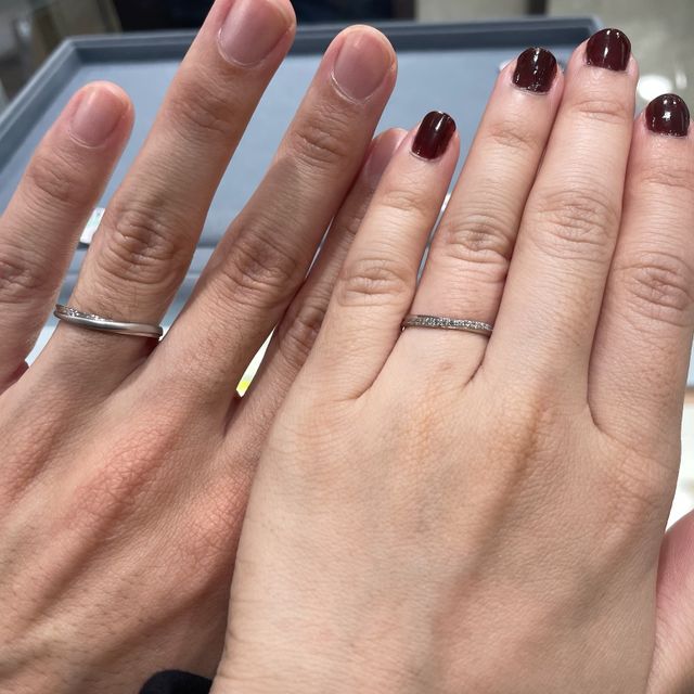 【宝寿堂(ほうじゅどう)の口コミ】 プラチナの斜めにデザインが入ってる特徴のあるデザインでした。メンズの…