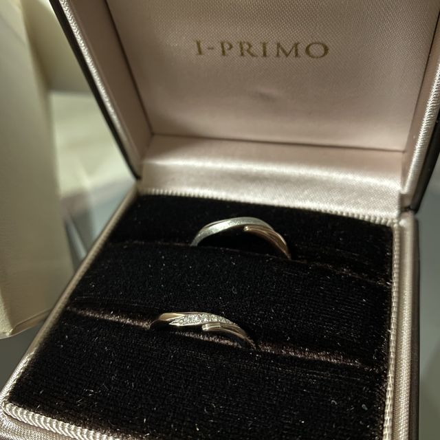 【アイプリモ(I-PRIMO)の口コミ】 デザインに一目惚れして選びました。日常的な着用を考えると、プラチナの…