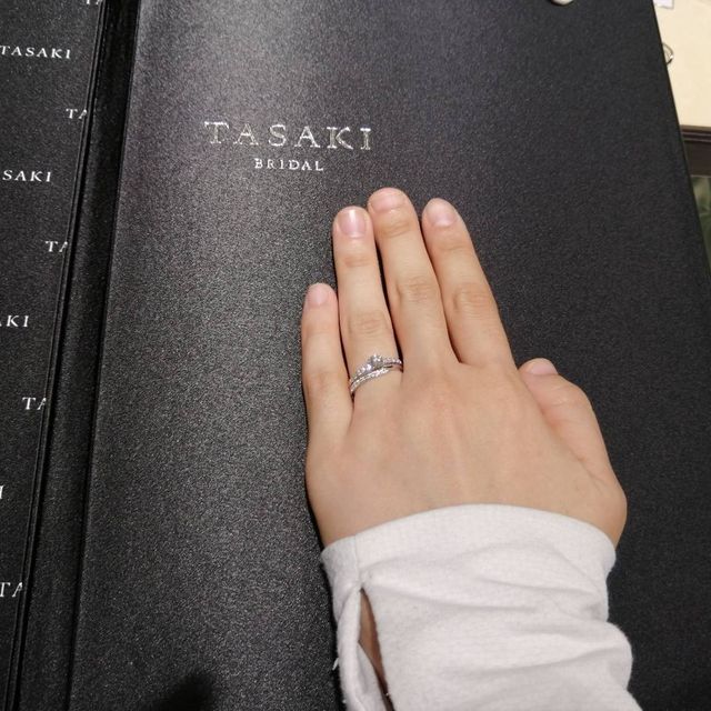 【TASAKI(タサキ)の口コミ】 付け心地の良さがとても私の指に合っていました。何度つけ外しをしても赤…