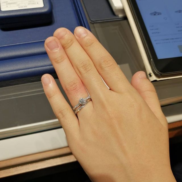 【銀座ダイヤモンドシライシの口コミ】 可愛らしいデザインからシンプルなデザイン、ゴージャスなデザインまでた…