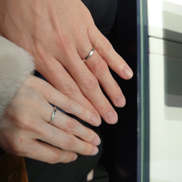 【銀座ダイヤモンドシライシの口コミ】 ブライダル専門店なのでデザインが豊富にあります。若い人向けで可愛らし…