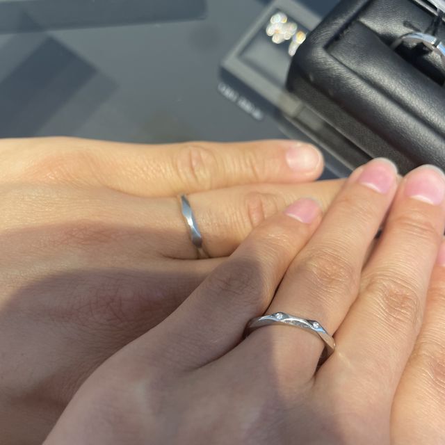 【エクセルコダイヤモンド(EXELCO DIAMOND)の口コミ】 あまり見ないデザインなので、人と被りたくない方や個性を出したい方にお…