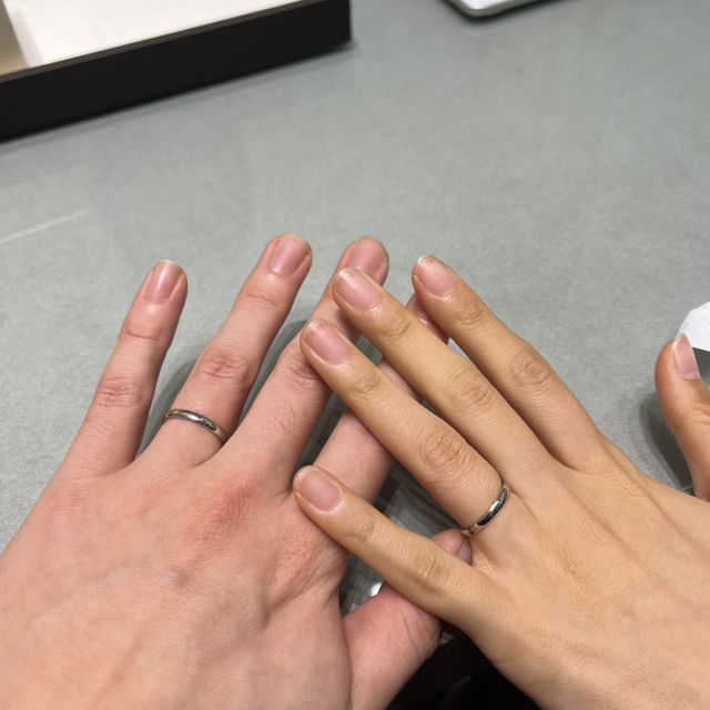 【アイプリモ(I-PRIMO)の口コミ】 シンプルで頑丈そう、指輪が白金で、鋳造と違い、鍛造での製法であったた…