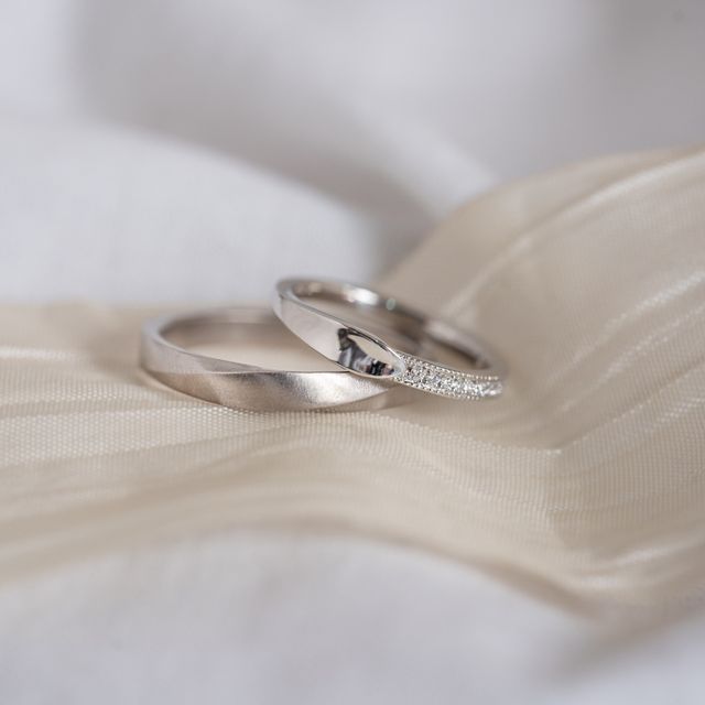 【Cayof(カヨフ)の口コミ】 やはりシンプルな指輪が欲しかったですが、シンプルだけでなく、エレガン…