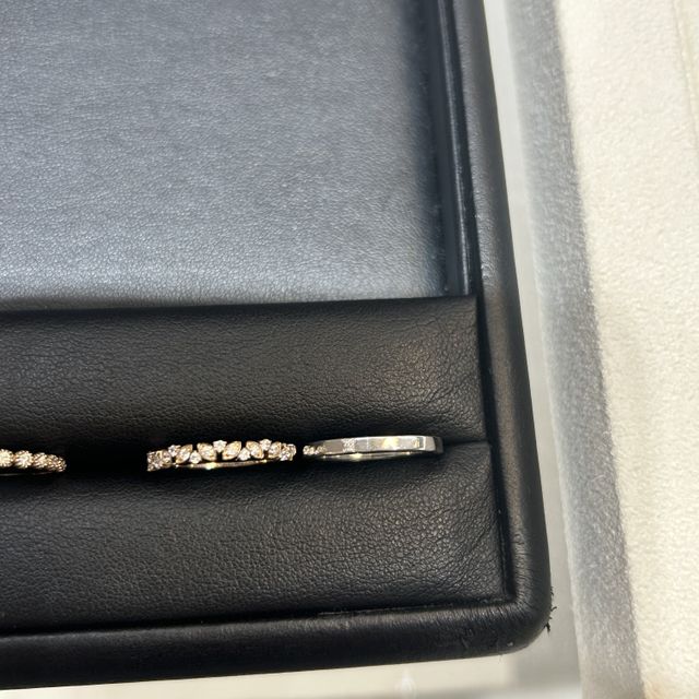 【SIENAROSE(シエナロゼ)の口コミ】 普段からつけれる指輪が欲しく、一粒ダイヤではなく元々ハーフエタニティ…